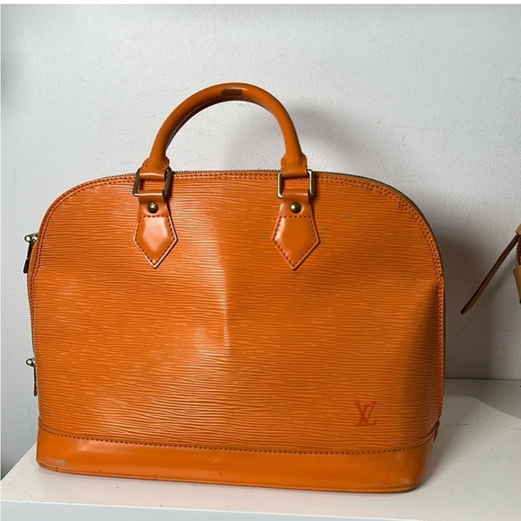 Louis Vuitton Handbags - Louis Vuitton Alma